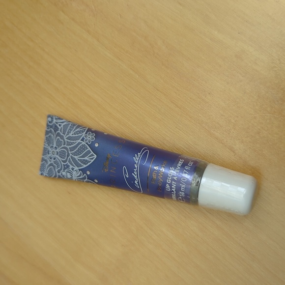 Bath And Body Works Disney Princess Lip Gloss Trio New - Picture 8 of 12